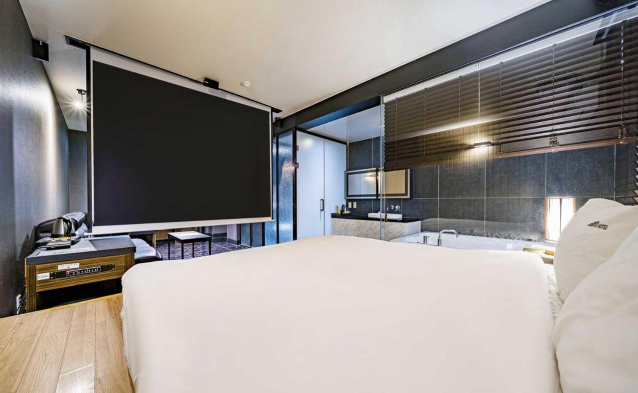 בוסאן Haeundae Gary Cooper Hotel מראה חיצוני תמונה