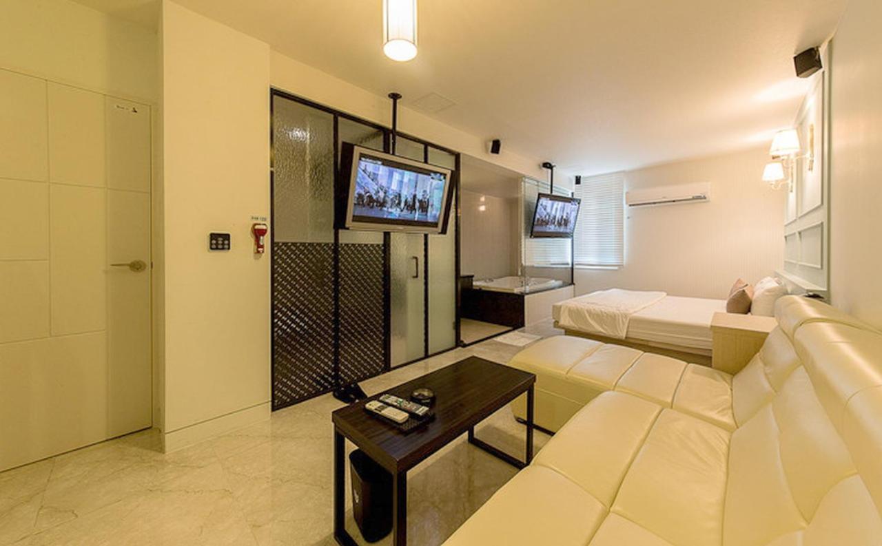 בוסאן Haeundae Gary Cooper Hotel מראה חיצוני תמונה