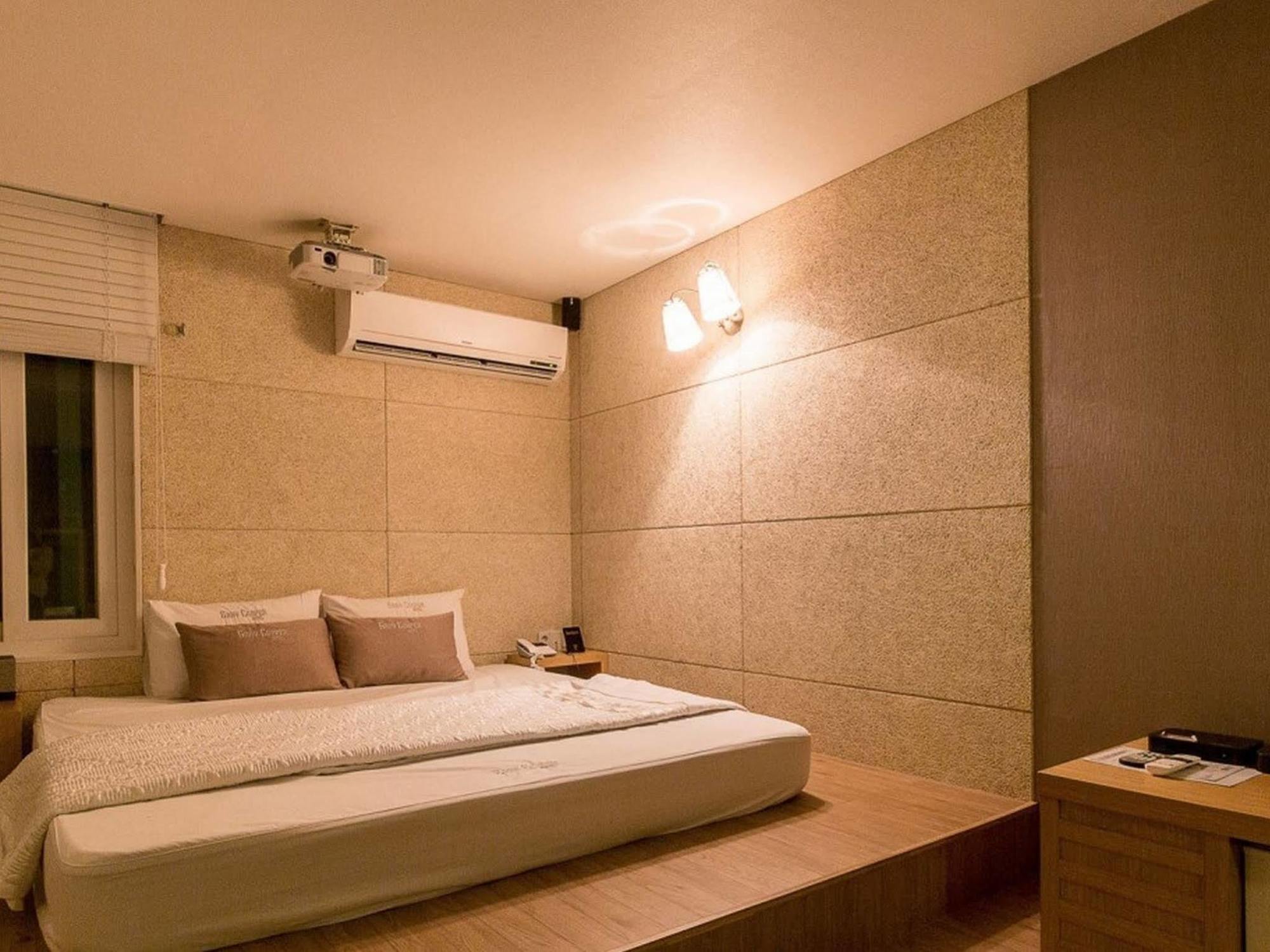 בוסאן Haeundae Gary Cooper Hotel מראה חיצוני תמונה