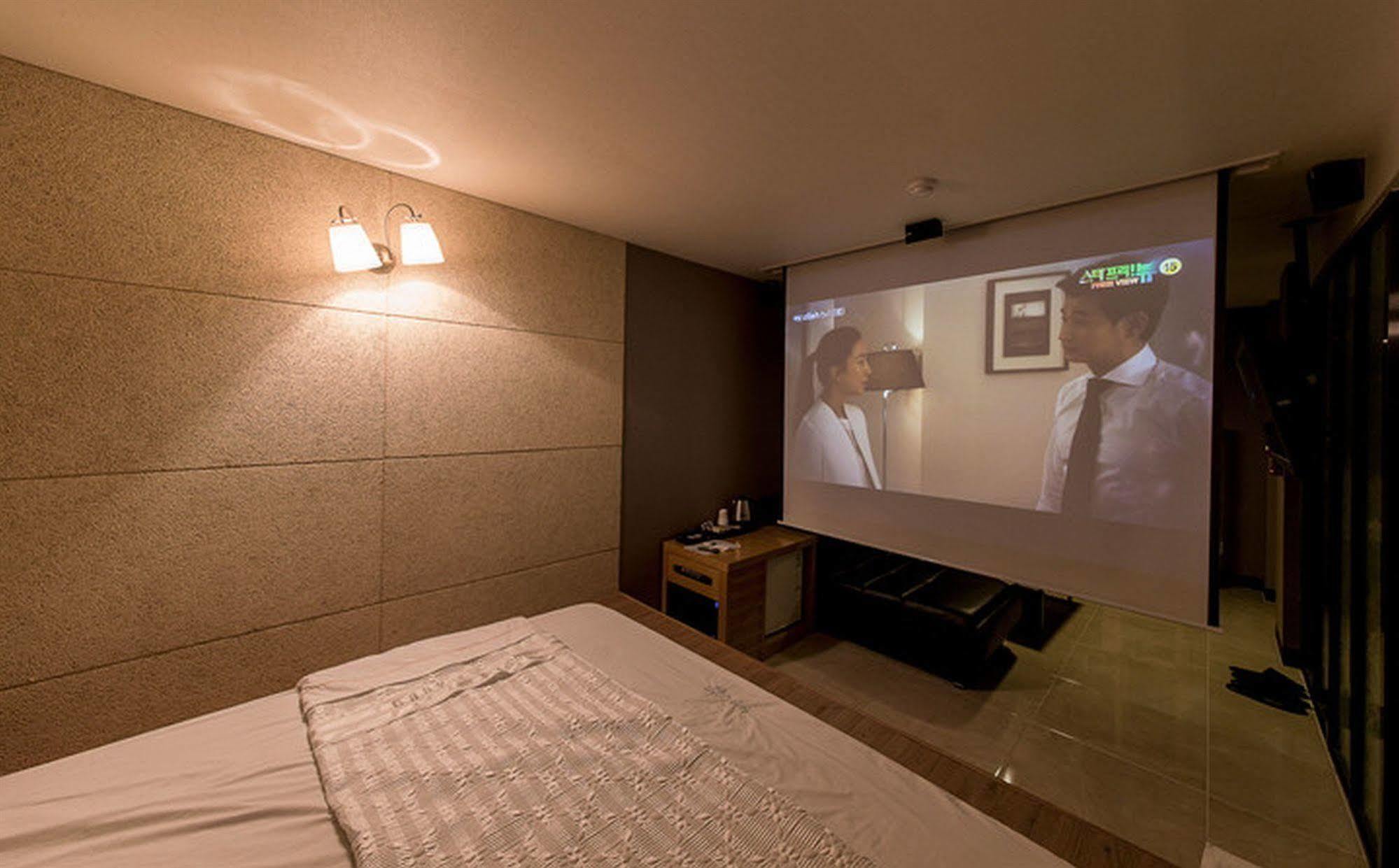 בוסאן Haeundae Gary Cooper Hotel מראה חיצוני תמונה